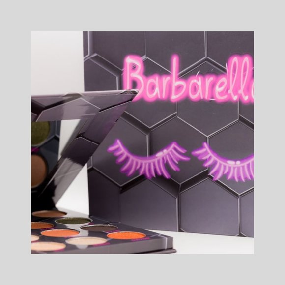 BeeBeauty London Barbarella Palette NIB - Picture 2 of 3